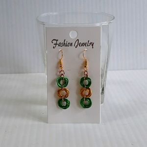 Hand CraftedEarringsPierce ChainMailleTripleMobius